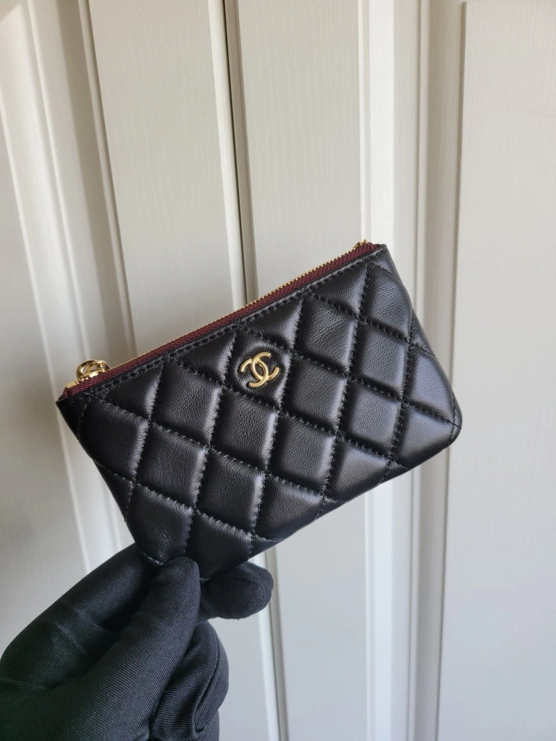 Ch**el wallets 4017-0473