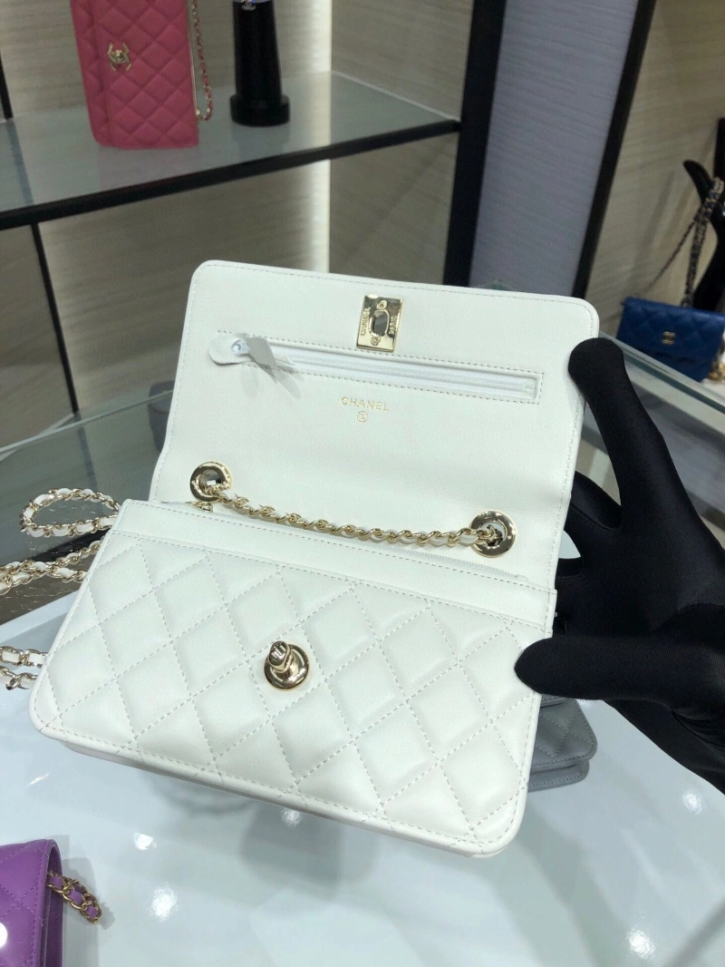 Ch**el woc bags 4017-0686