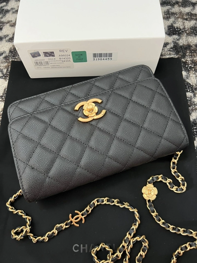 Ch**el woc bags 4017-1332