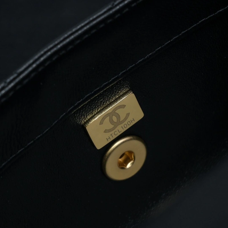 Ch**el woc bags 4017-2131