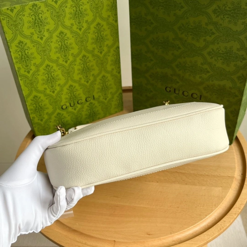 Gvc*1 top handle bags 4032-0050