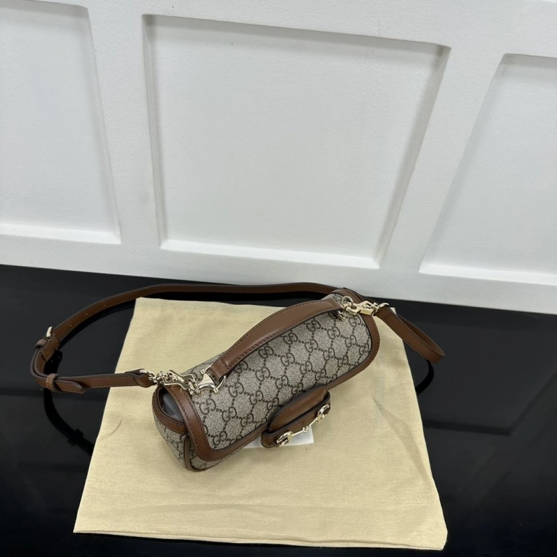 Gvc*1 satchel bags 4033-0258