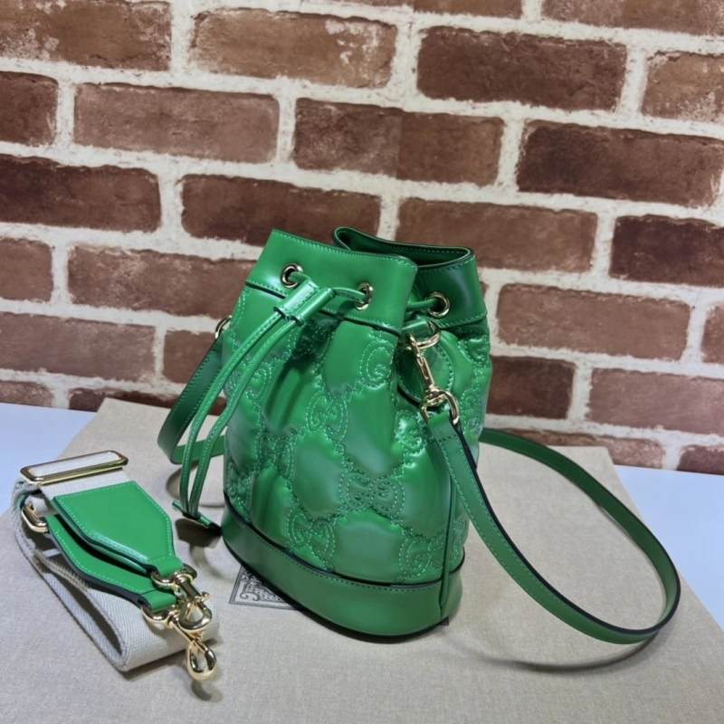 Gvc*1 bucket bags 4036-0477