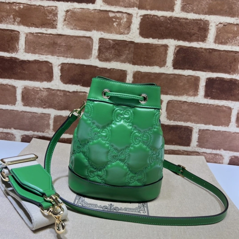Gvc*1 bucket bags 4036-0477