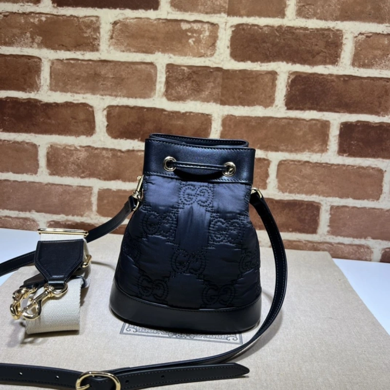 Gvc*1 bucket bags 4036b-0010
