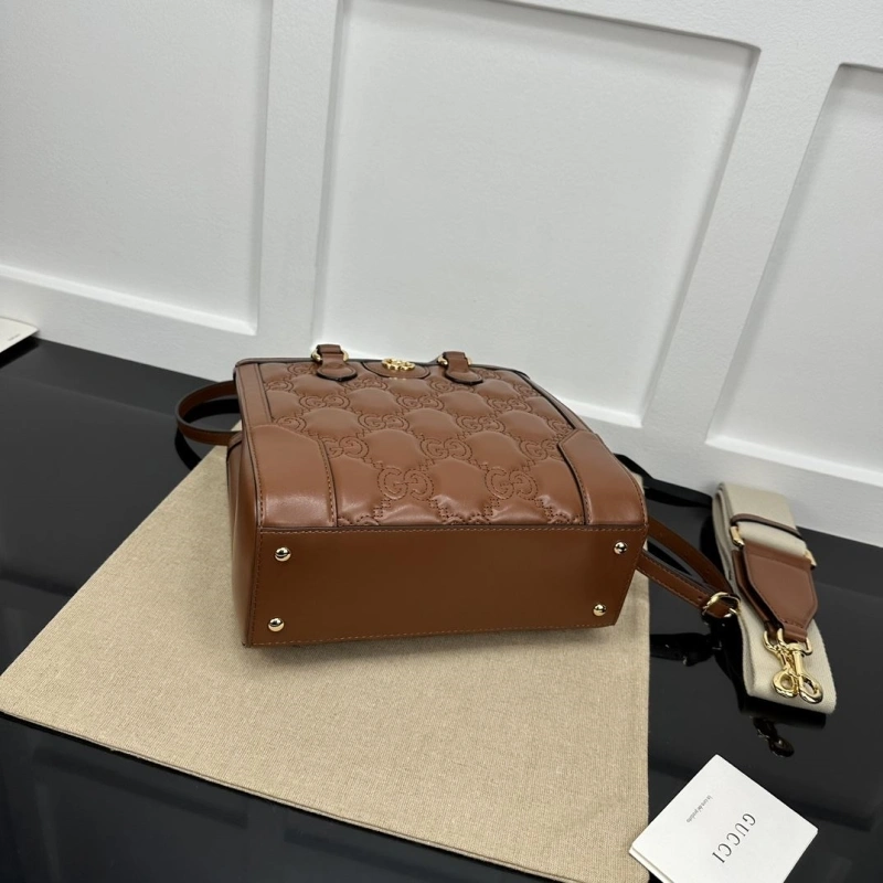 Gvc*1 top handle bags 4036b-0026