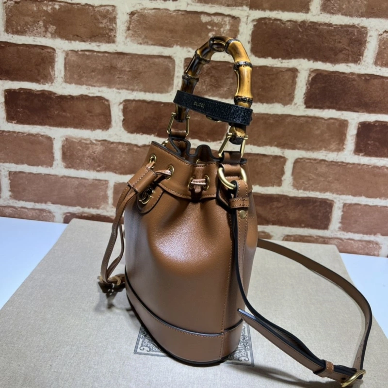 Gvc*1 bucket bags 4036b-0517