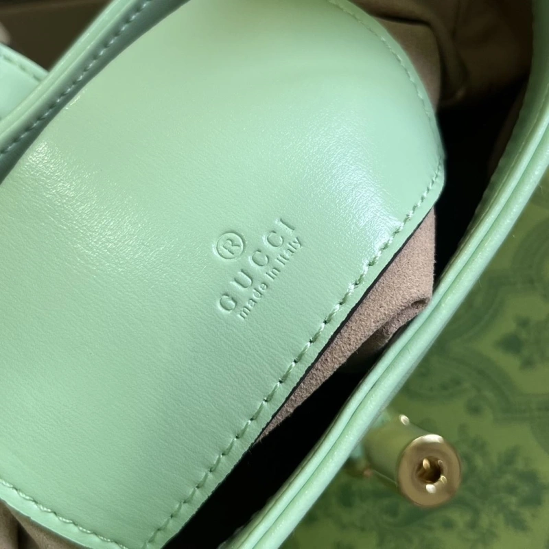 Gvc*1 top handle bags 4036c-0721