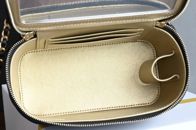 Ch**el cosmetic bags 4049h-0097