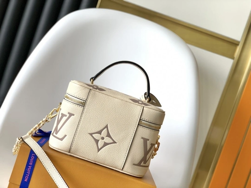 LV Cosmetic Bags 4056F-0106