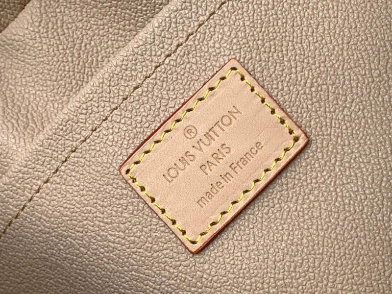 LV Cosmetic Bags 4056F-0351