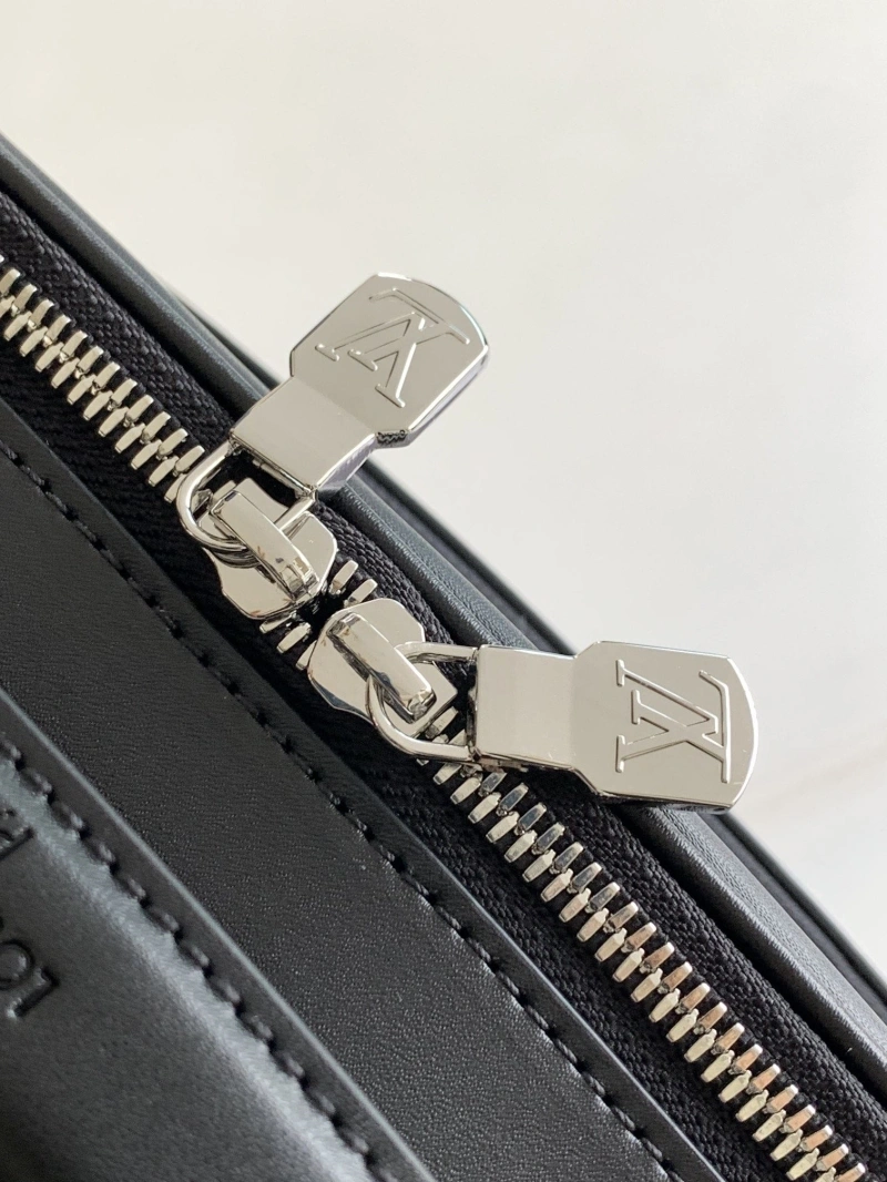 LV Backpacks 4056F-0532