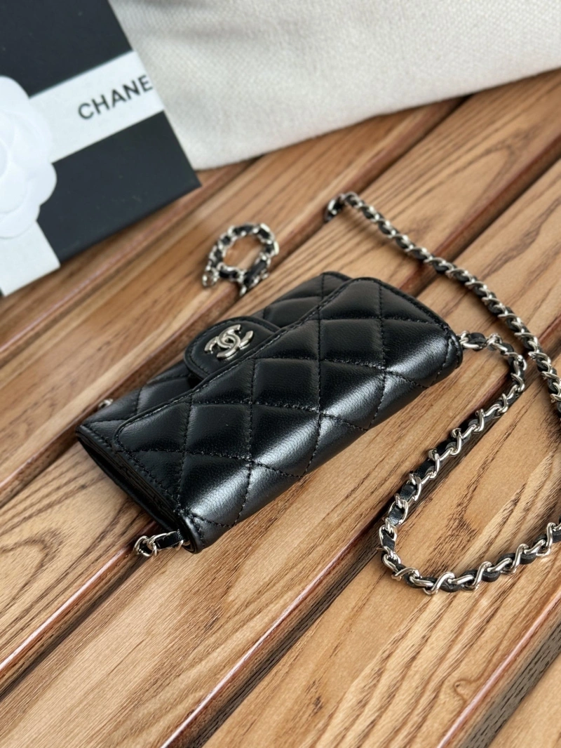 Ch**el wallets 4081-0122