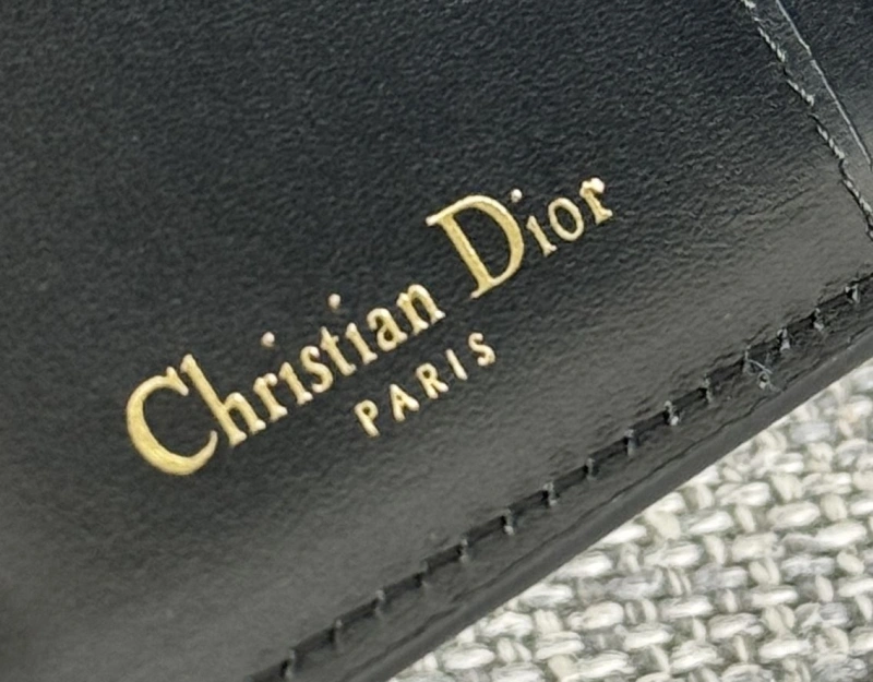 D10r wallets 4081-0613