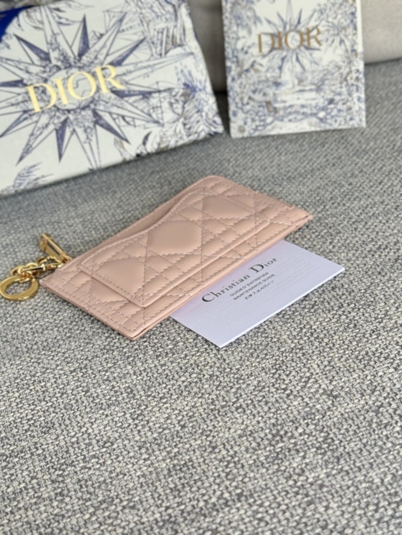 D10r wallets 4081-0625