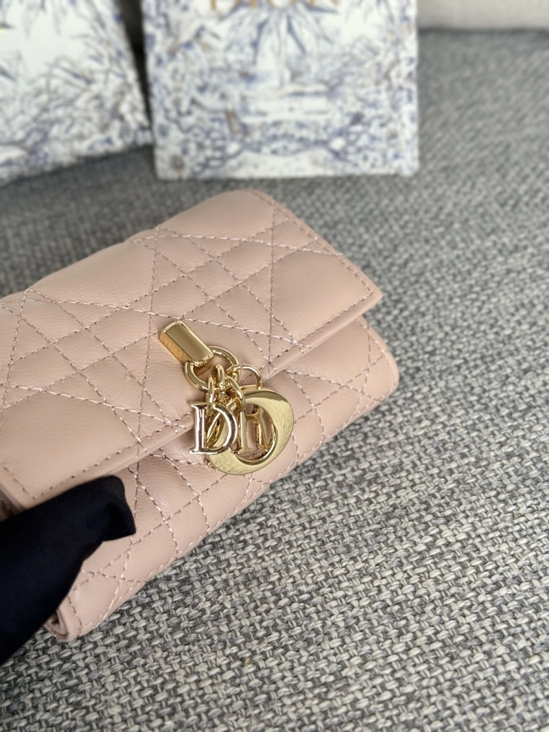 D10r wallets 4081-0638