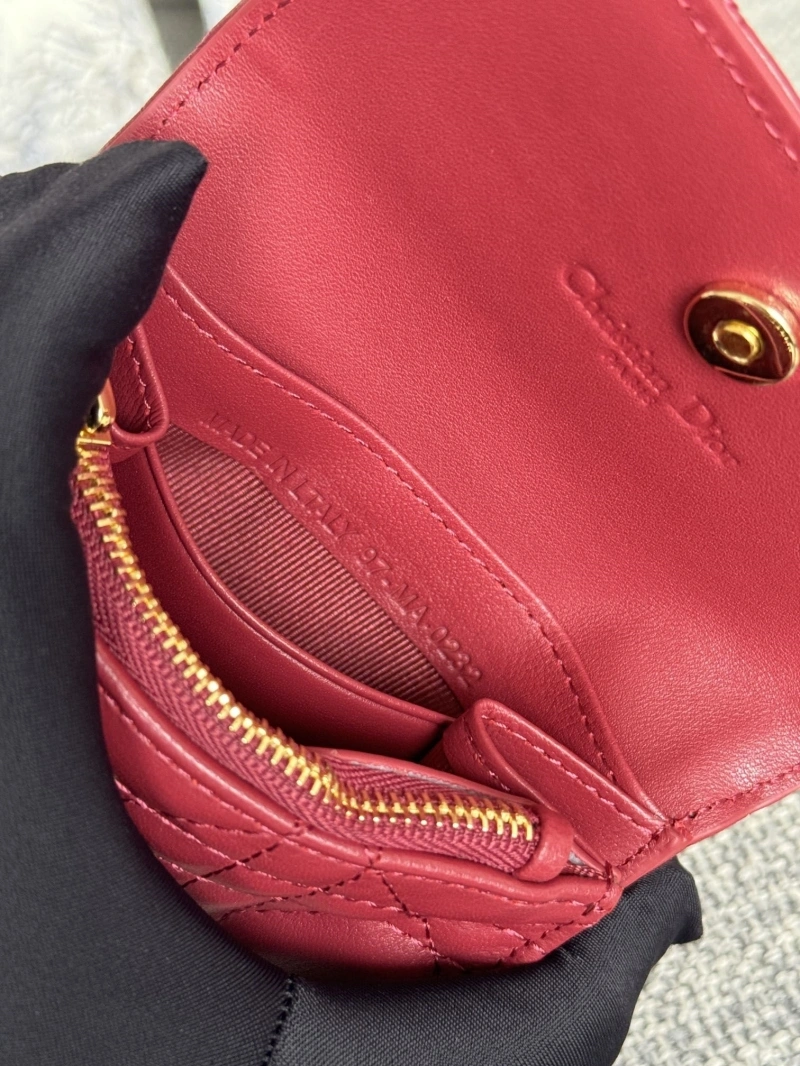 D10r wallets 4081-0640