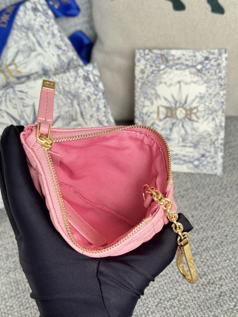 D10r wallets 4081-0652