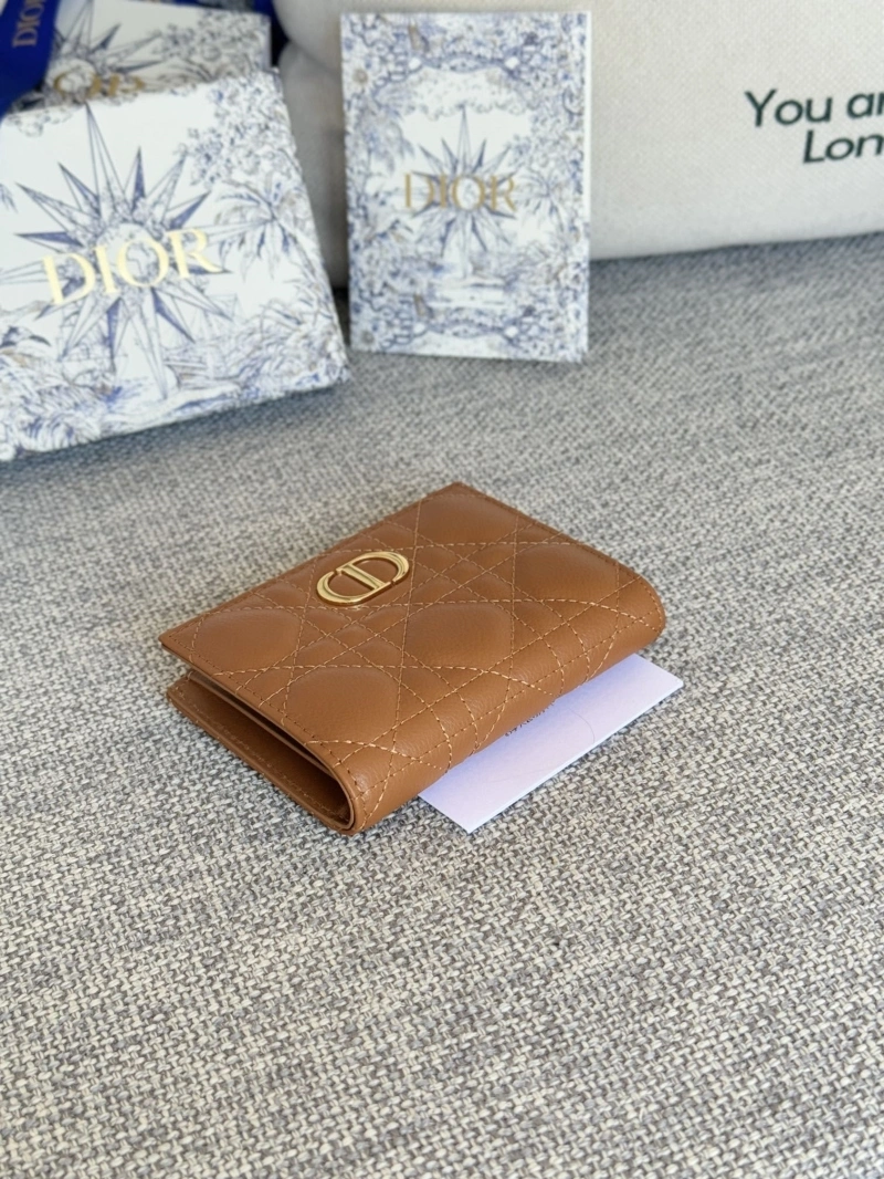 D10r wallets 4081-0669