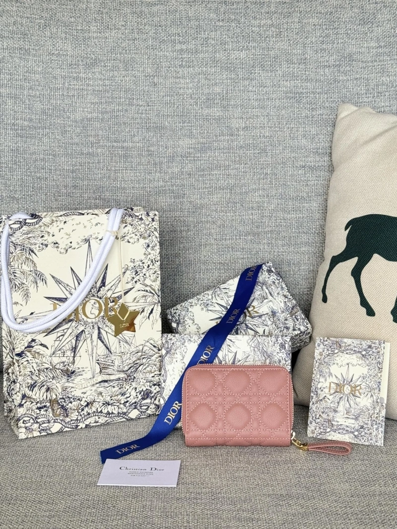 D10r wallets 4081-0678