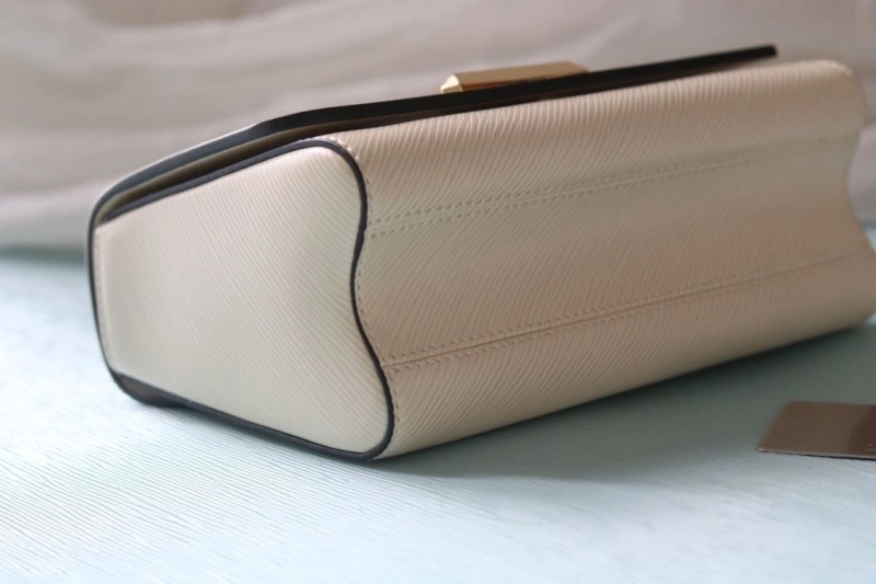lv twist De*1m bags 4081b-1019