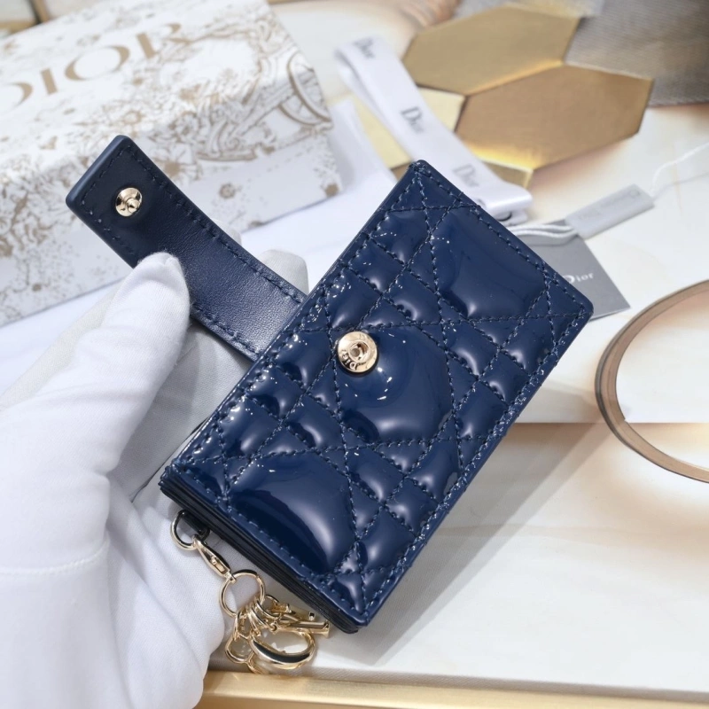 D10r wallet 4081b-1973