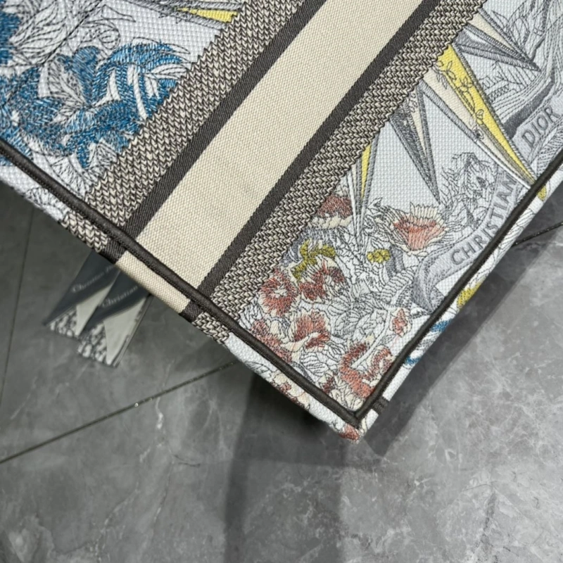 D10r shopping bags 4081b-2000
