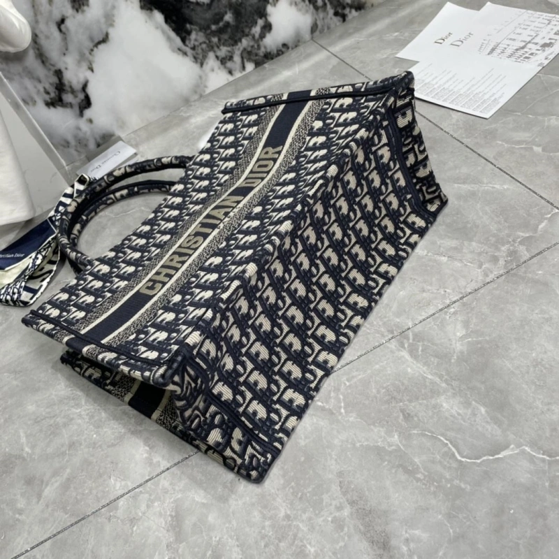 D10r shopping bags 4081b-2008