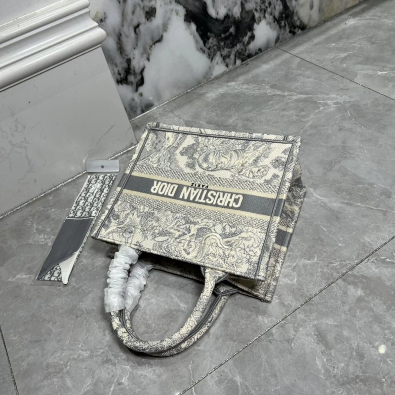 D10r shopping bags 4081b-2011