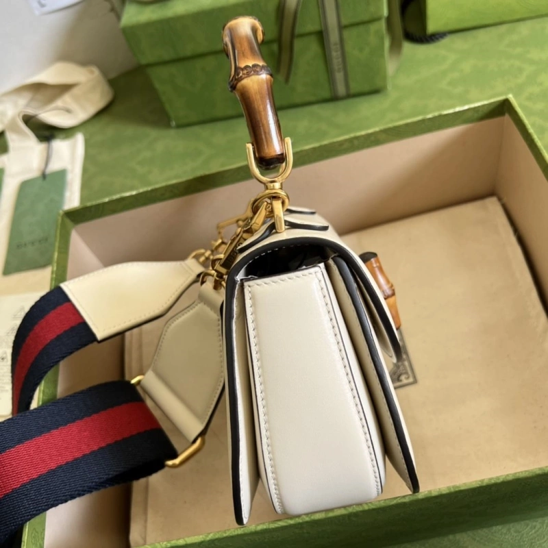 Gvc*1 top handle bags 4094-0026