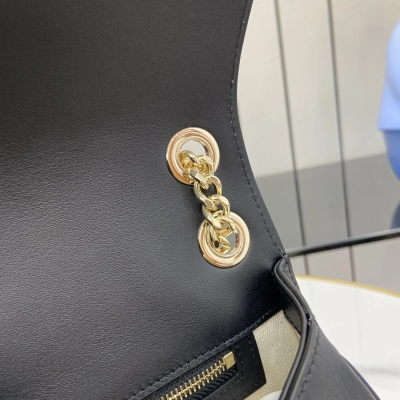 Gvc*1 satchel bags 4094b-0002