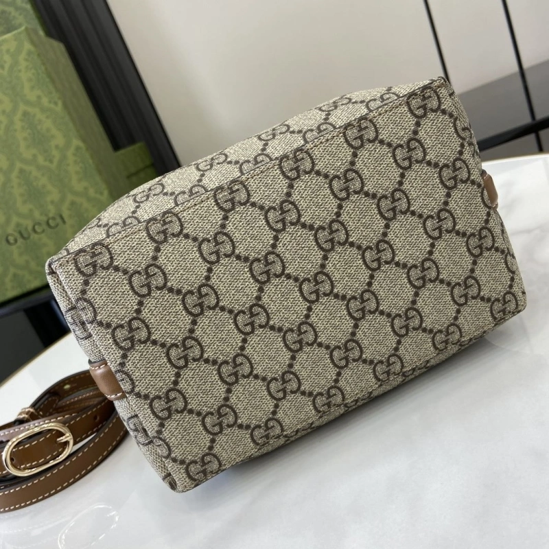 Gvc*1 bucket bags 4094b-0440