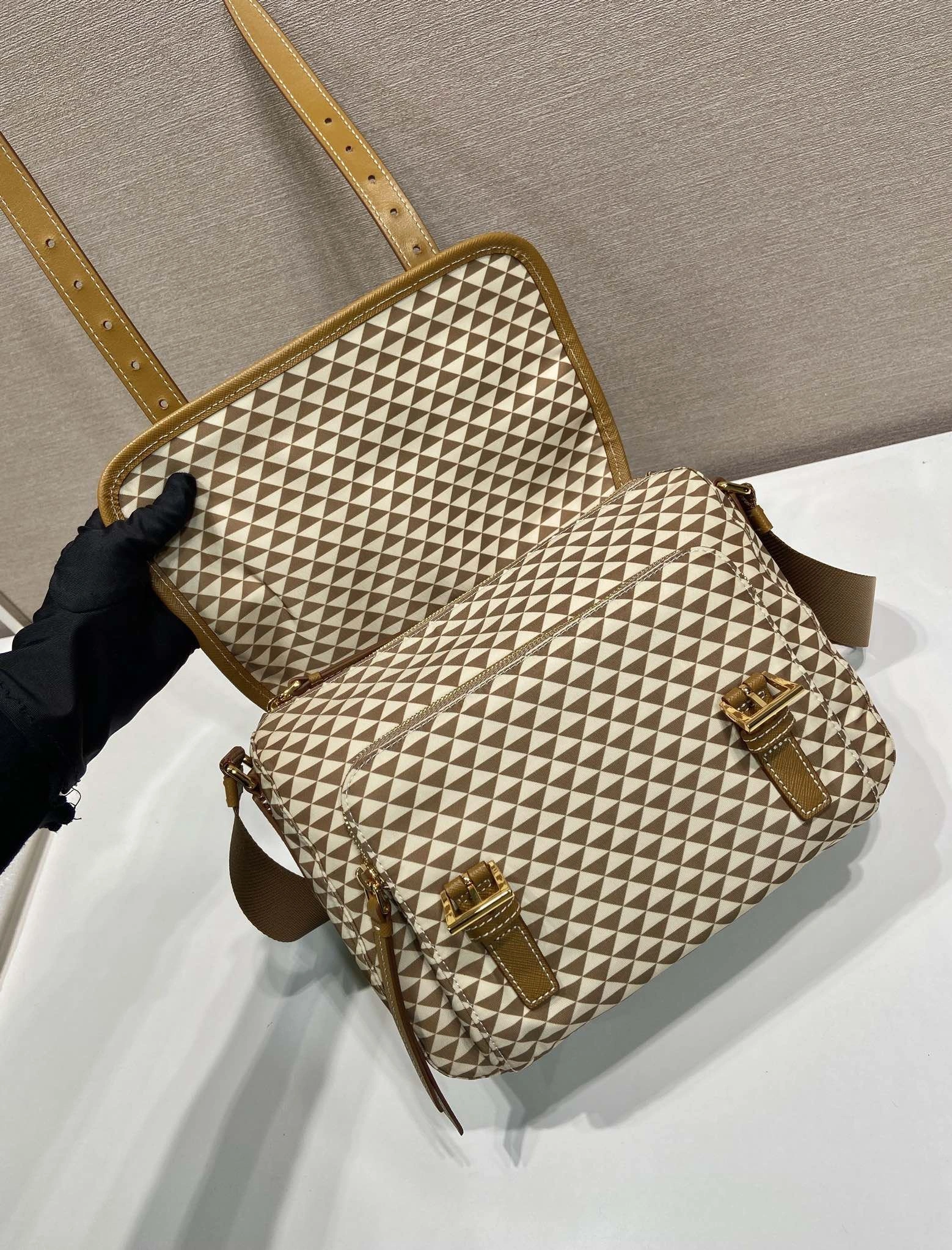 Pra*a satchel bags 4099a-0357