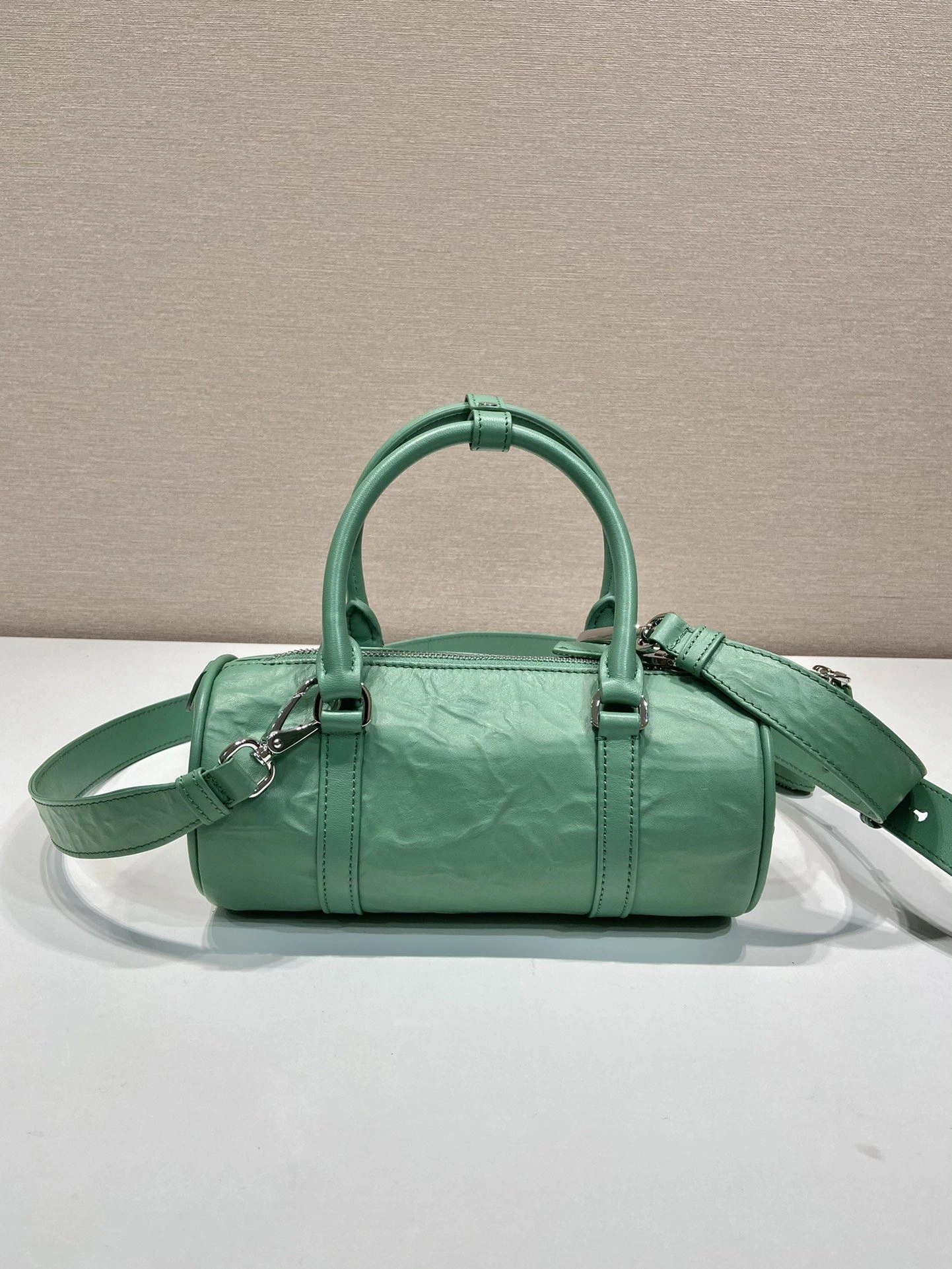 Pra*a round bags 4099a-0545