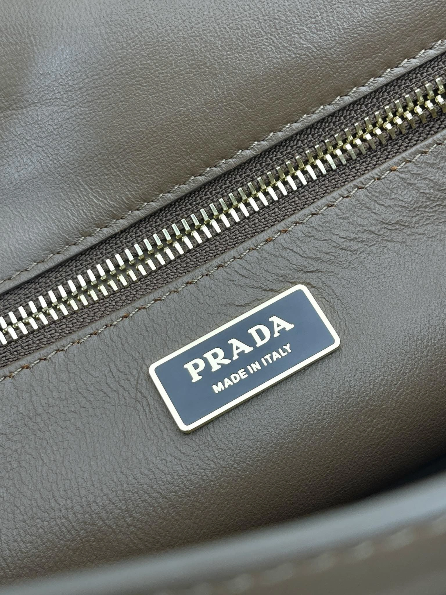Pra*a top handle bags 4099a-0673