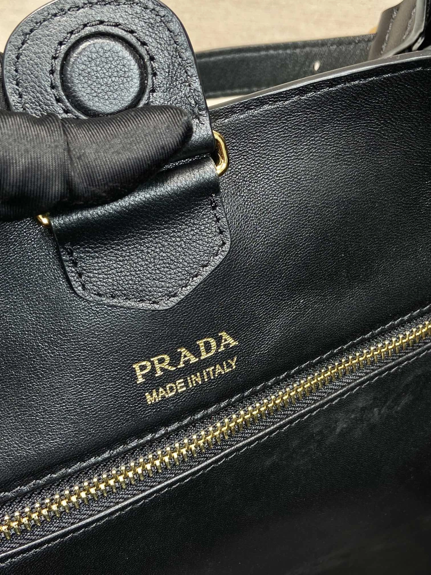 Pra*a shopping bags 4099a-0735