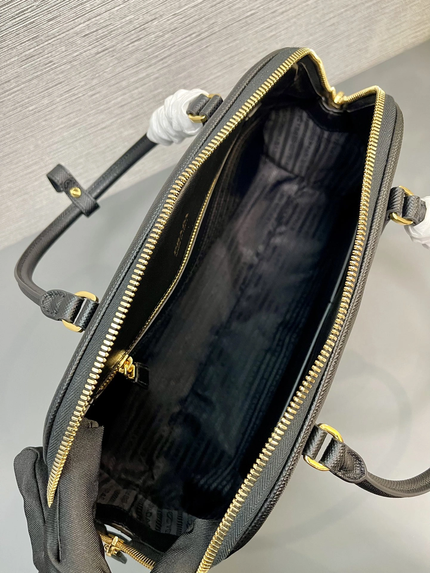 Pra*a top handle bags 4135d-0010