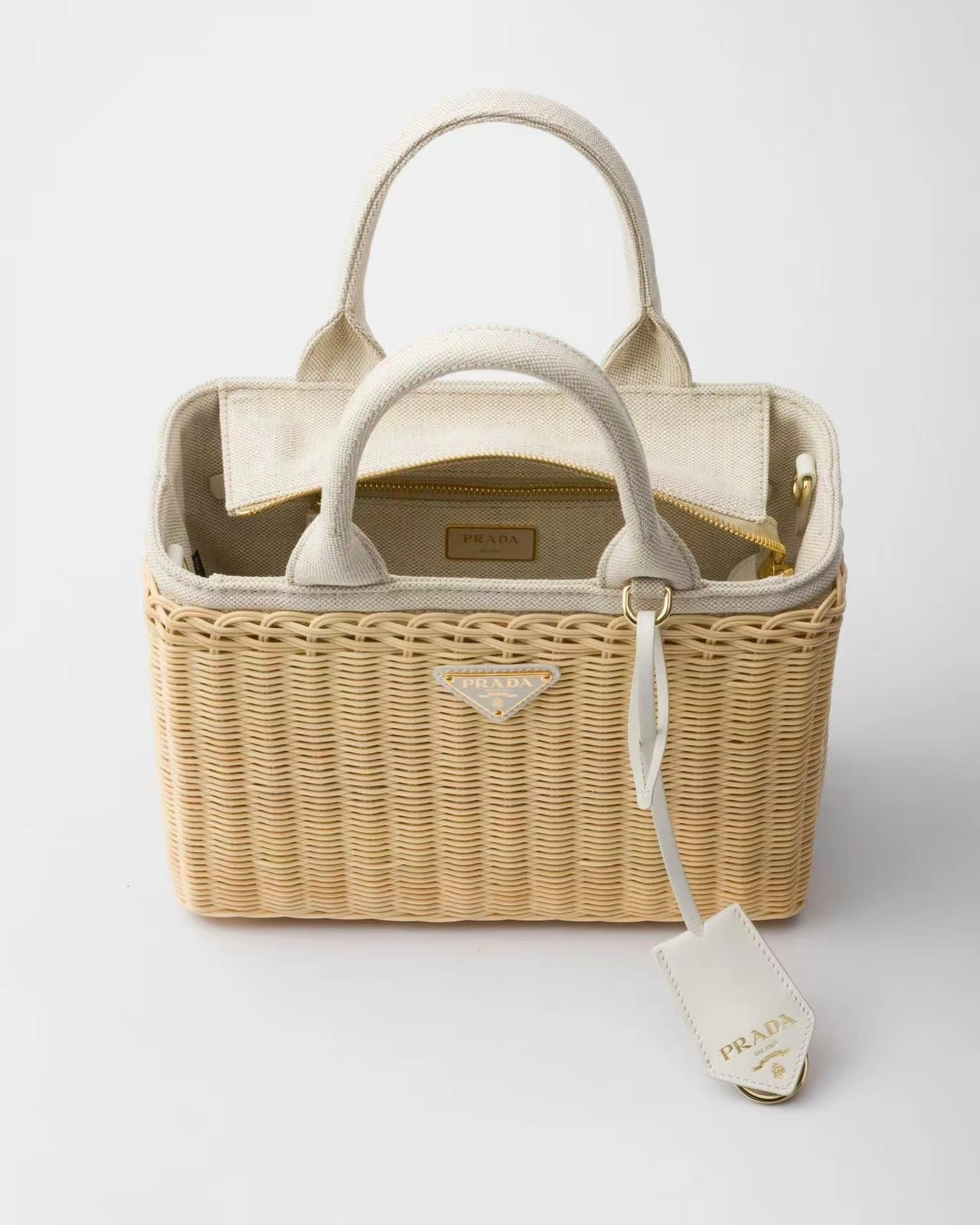 Pra*a shopping bags 4135d-0075