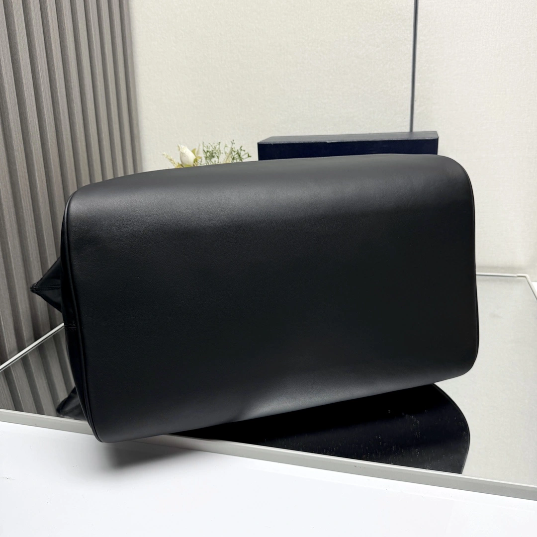 Pra*a travel bags 4135d-0094
