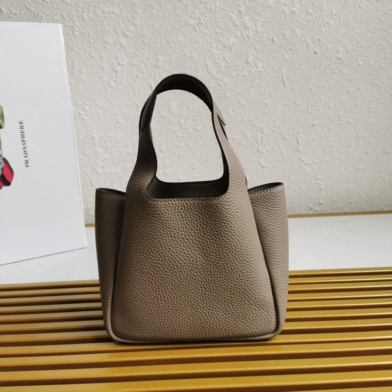 Pra*a shopping bags 4137d-0017