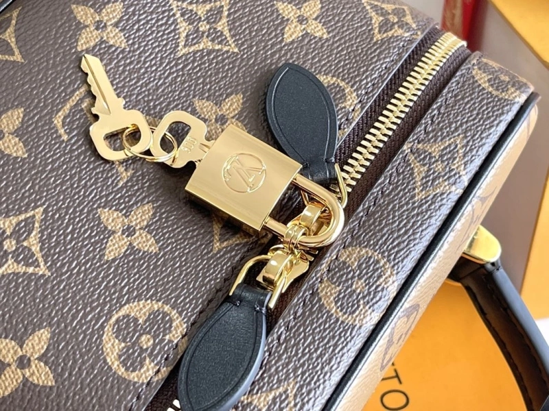 LV Cosmetic Bags 4171D-0083