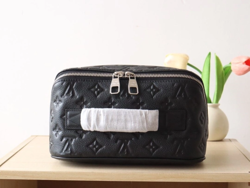LV Cosmetic Bags 4178A-0067