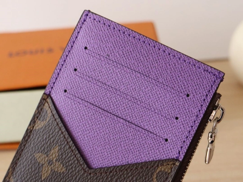 LV Wallets 4178A-0195