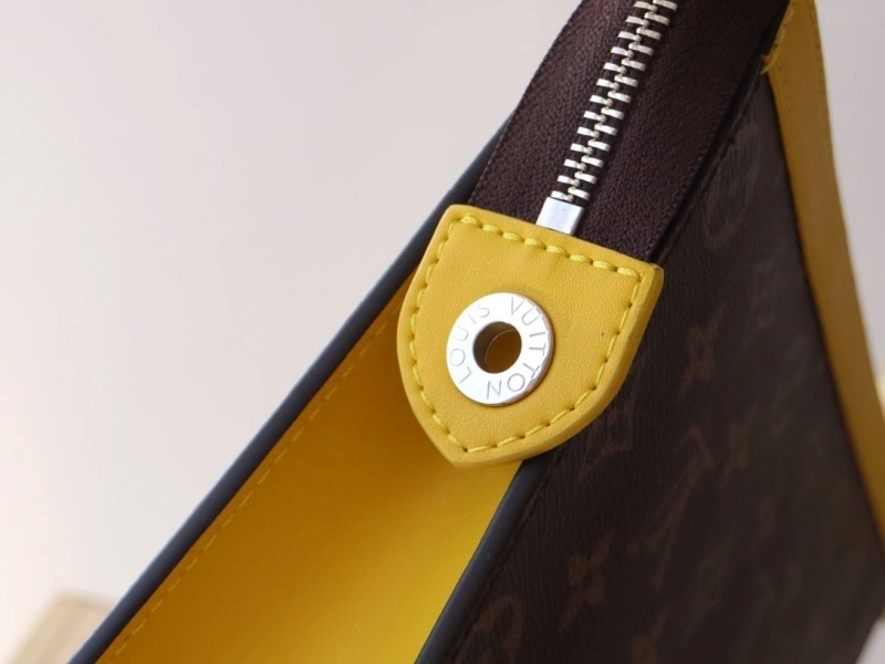 LV Clutch Bags 4178A-0236