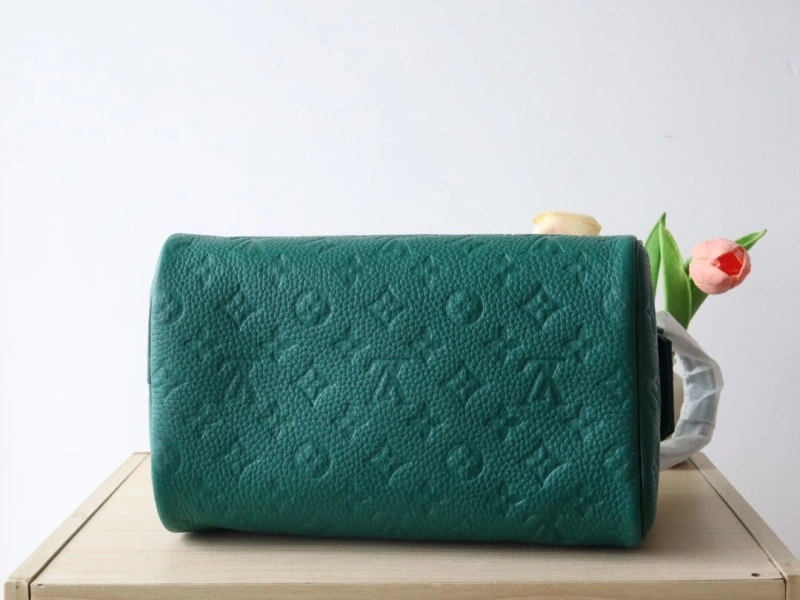 LV Cosmetic Bags 4178A-0258