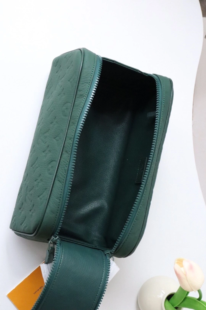 LV Cosmetic Bags 4178A-0263