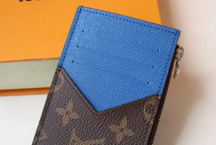 LV Wallets 4178D-0046