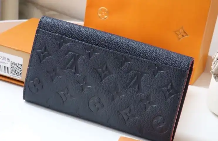LV Wallets 4178D-0132