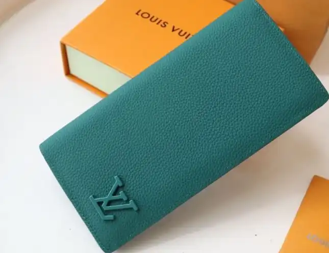 LV Wallets 4178D-0141