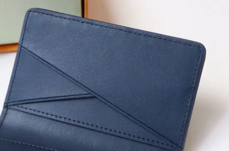LV Wallets 4178D-0176